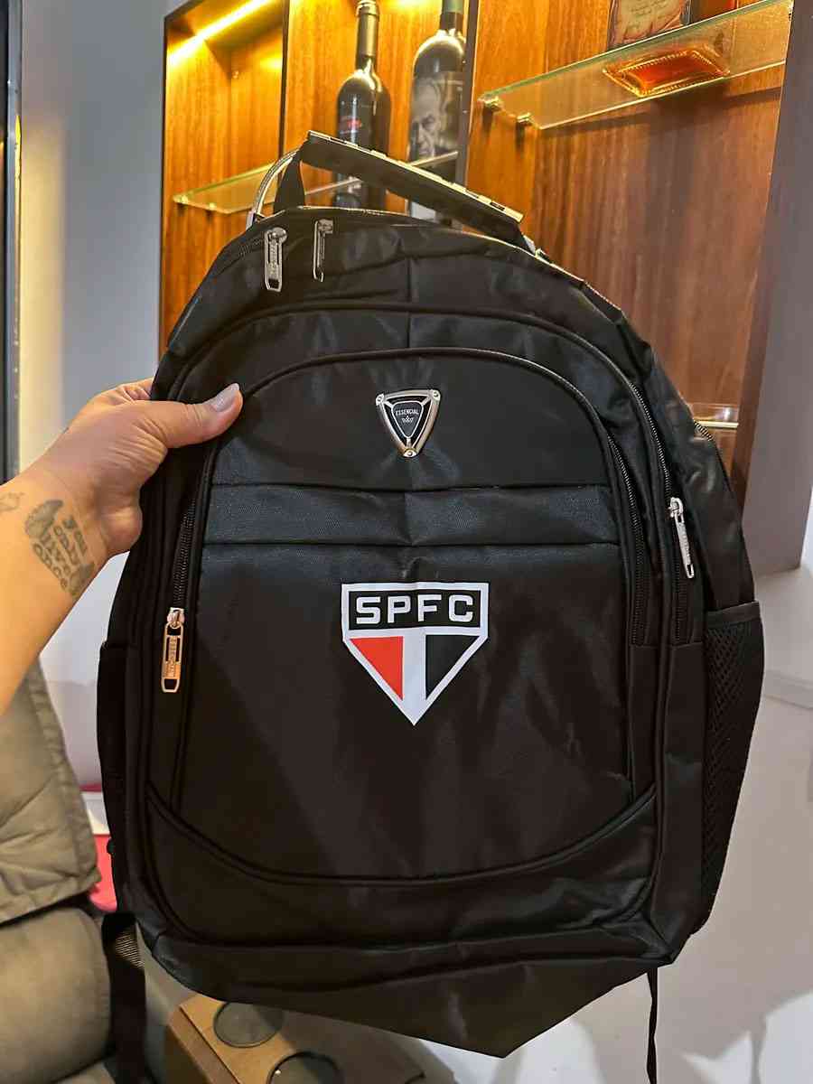 Mochila do São Paulo Futebol Clube para quem vive o Tricolor no dia a dia 5 Mochila do SPFC foto comprador