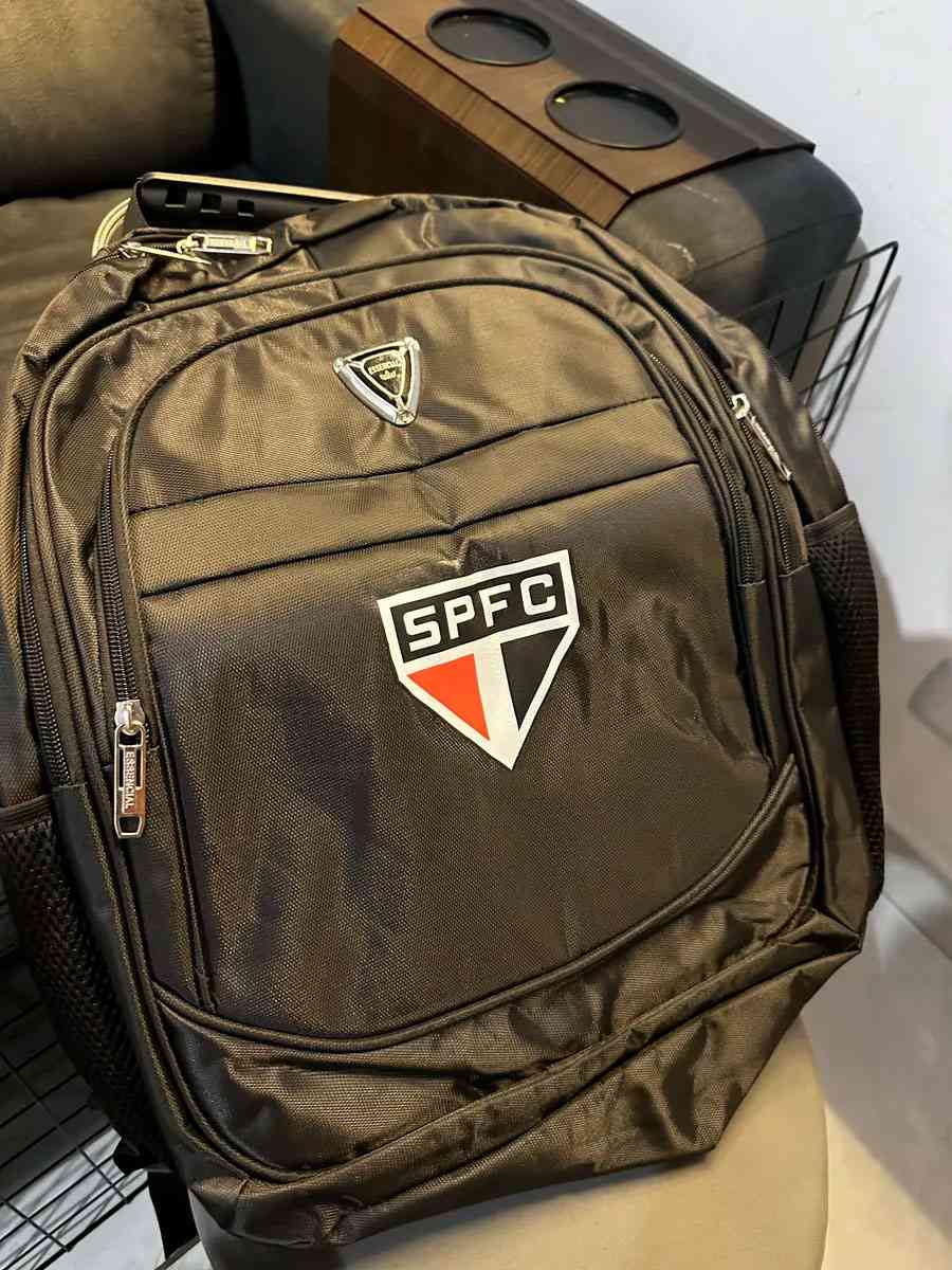 Mochila do São Paulo Futebol Clube para quem vive o Tricolor no dia a dia 7 Mochila do SPFC foto comprador