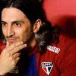 Zubeldía tem mais cartões do que vitórias no São Paulo em 2025