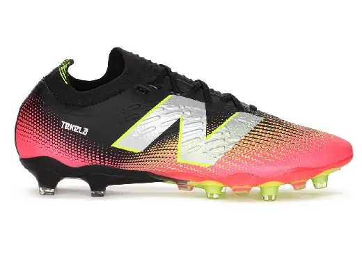 Chuteira New Balance Campo Tekela Pro Low Fg V4 Chuteira New Balance Campo Tekela Pro Low Fg V4 (imagem do produto)
